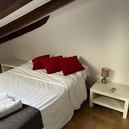 Comodo Atico En Tirso De Molina مدريد المظهر الخارجي الصورة